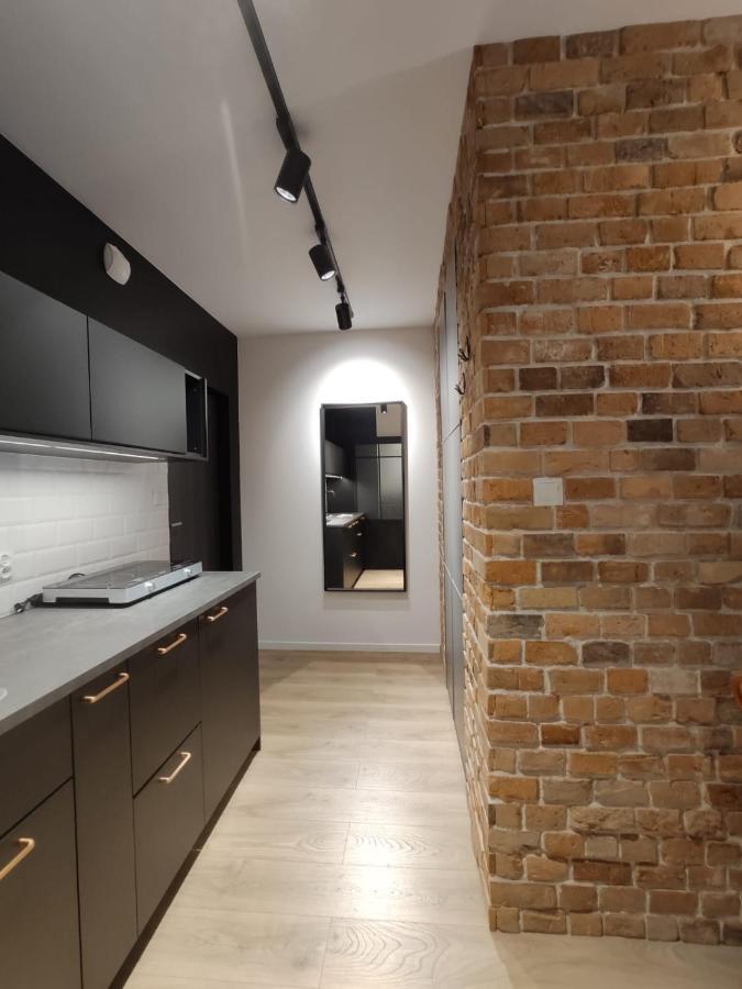 Red Wall Apartment In The Old Town Gdańsk Exterior foto